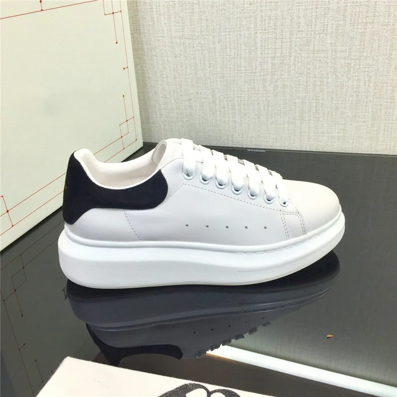 

European station new men's and women's wide bottom natural leather sports shoes can add sports luxury to the daytime look