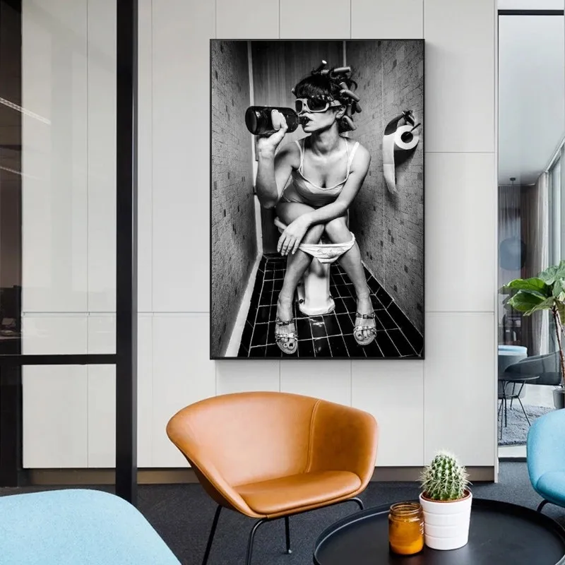 Сексуальная Девушка сидит в туалете Скандинавская Картина на холсте Черно белые