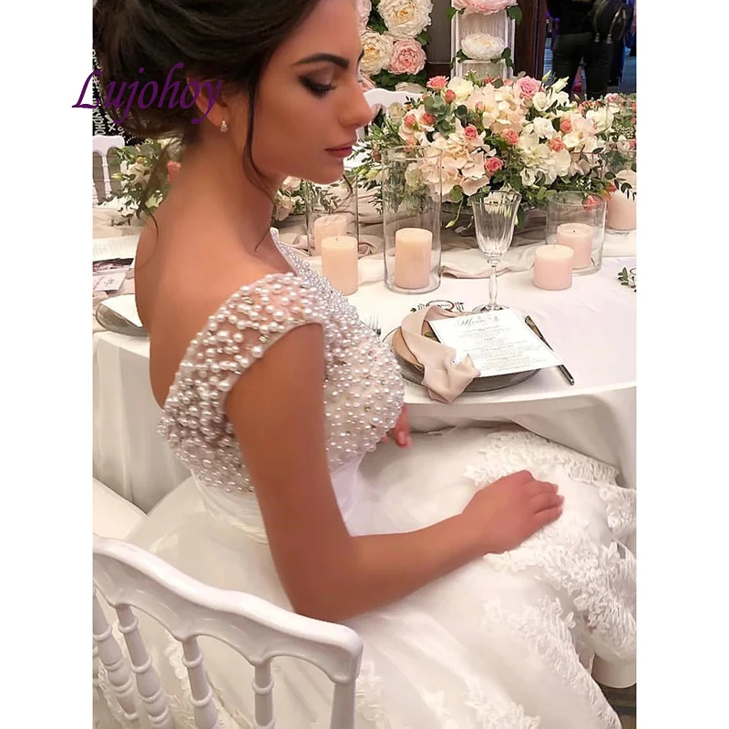 

Соблазнительное белое роскошное короткое коктейльное платье для вечевечерние НКИ маленькой девушки женское платье с жемчугом для выпускн...