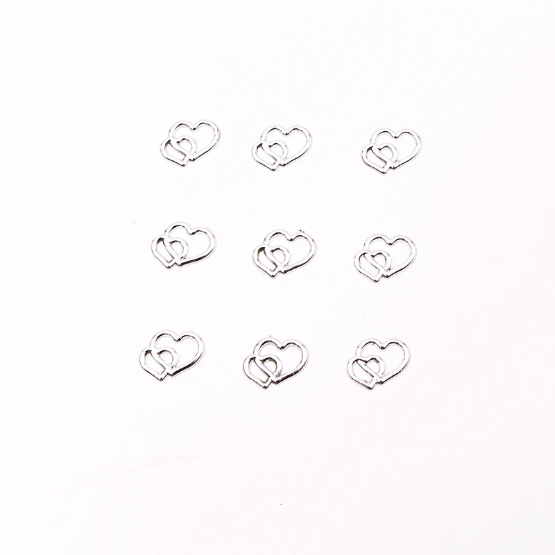 

Пластиковые сувениры: крест, сердце, голубь, рыба (24 шт.)