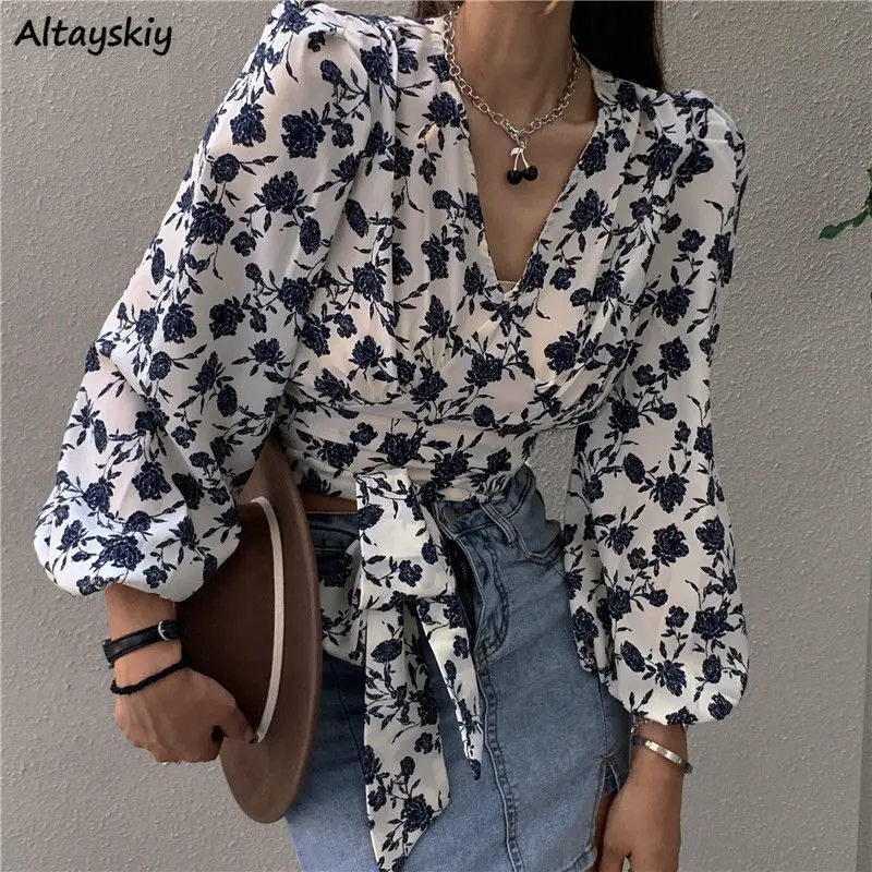 Short Shirts Women Print Lace Up Retro V-Neck Fashionable Harajuku Elegant Chic Stylish Autumn All-match Ladies Blouses Ulzzang