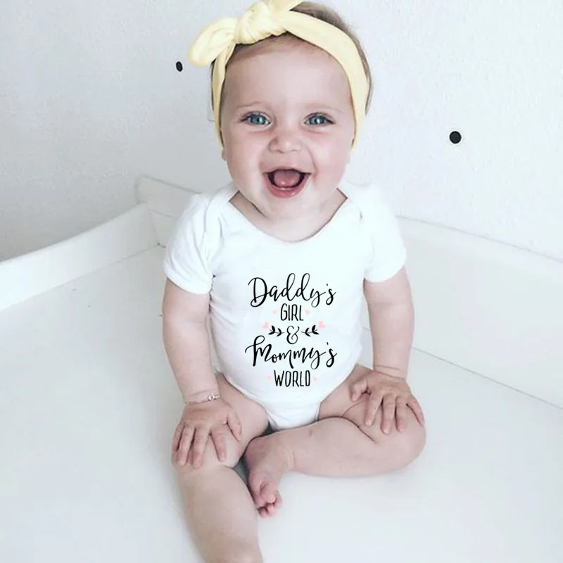 И надписью Daddy's Girl Мамины мира для маленьких девочек белая хлопковая одежда