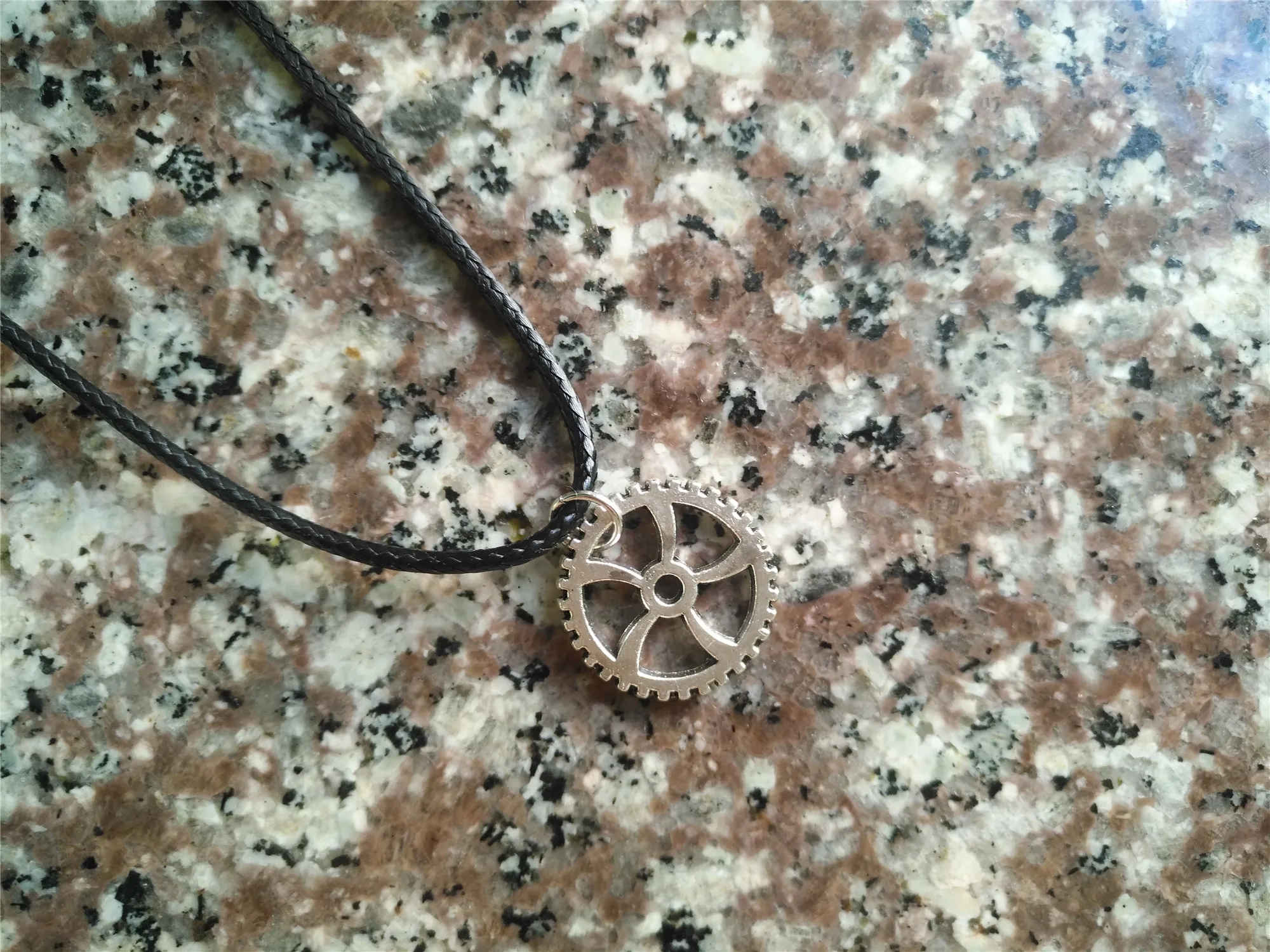 

10 Steampunk Assorted time Gears Watch Clock Hour pendant Necklace Geometric round lucky gear wheel leather necklace Jewelry