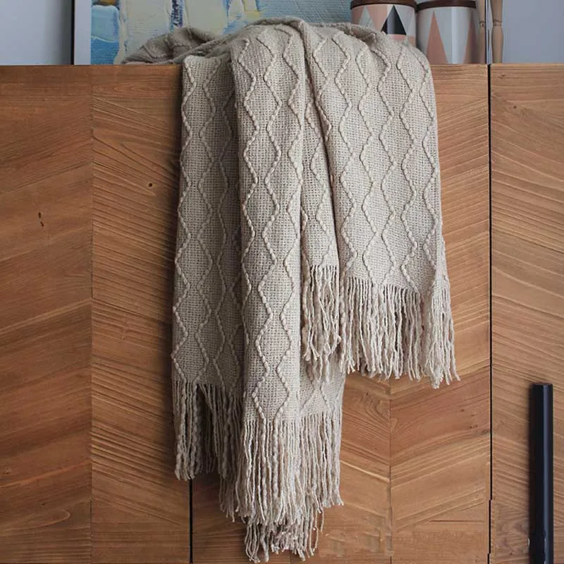 Оригинальное вязаное одеяло с кисточками одиночное Двухслойное волнистое