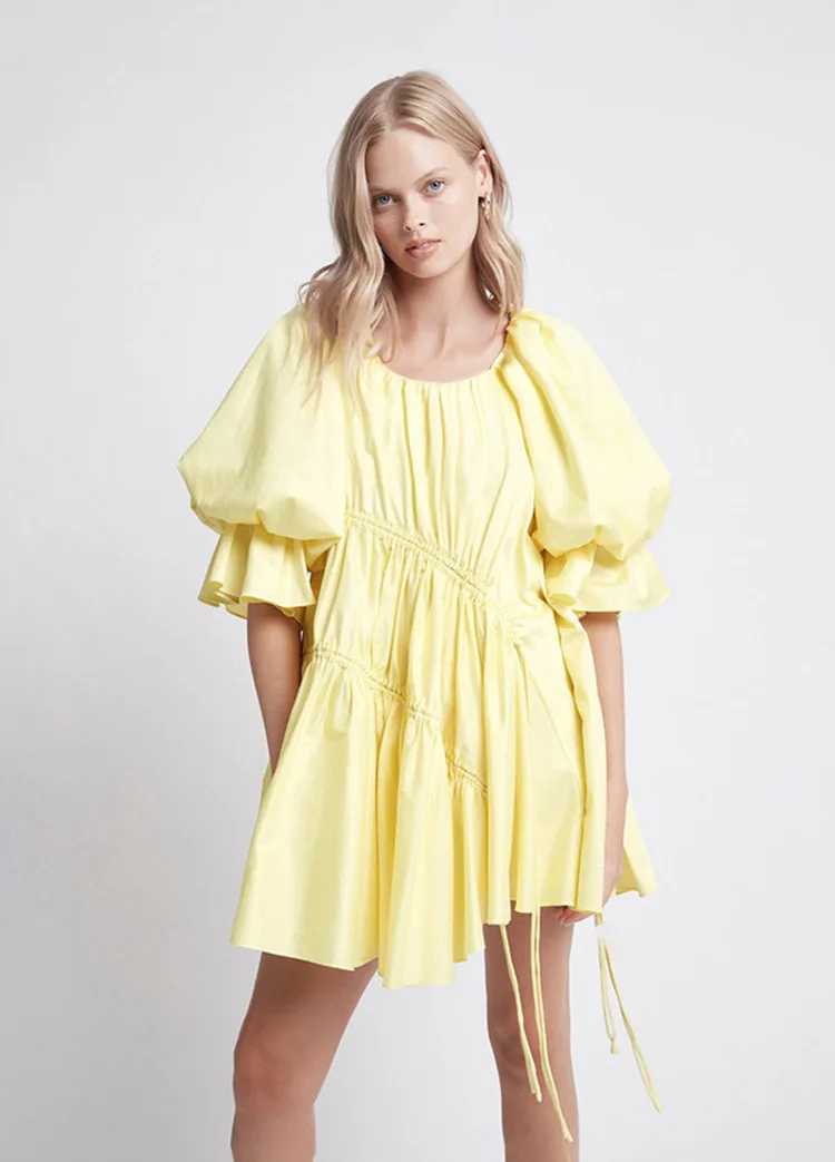 

DEAT 2021 New Summer Fashion Women Clothes Round Neck Lantern Short Sleeves Yellow Asymmetrical Striped Pullover Dress WS11207L