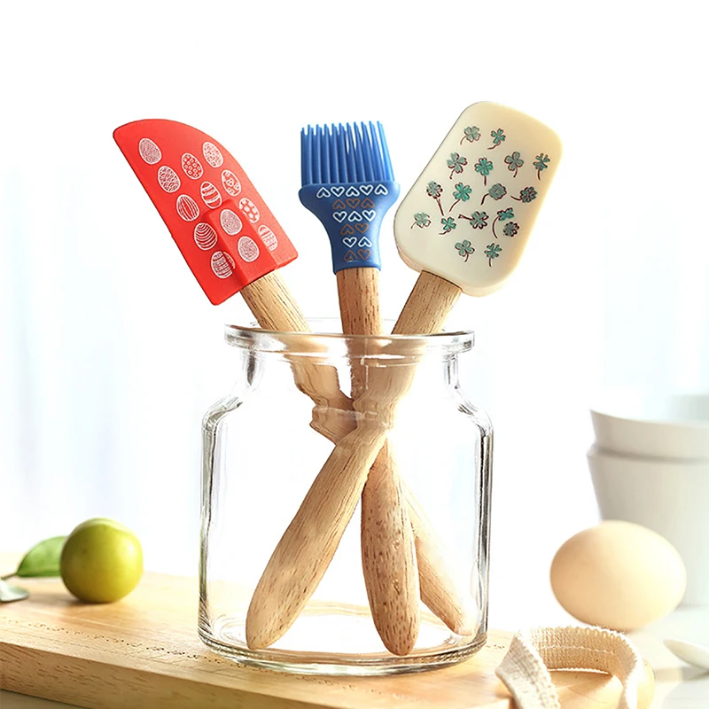 

3Pcs Silicone Cream Scraper DIY Bread Cake Butter Spatula Ladle Brush Heat-Resistant Cream Scraper Kitchen Baking Tool