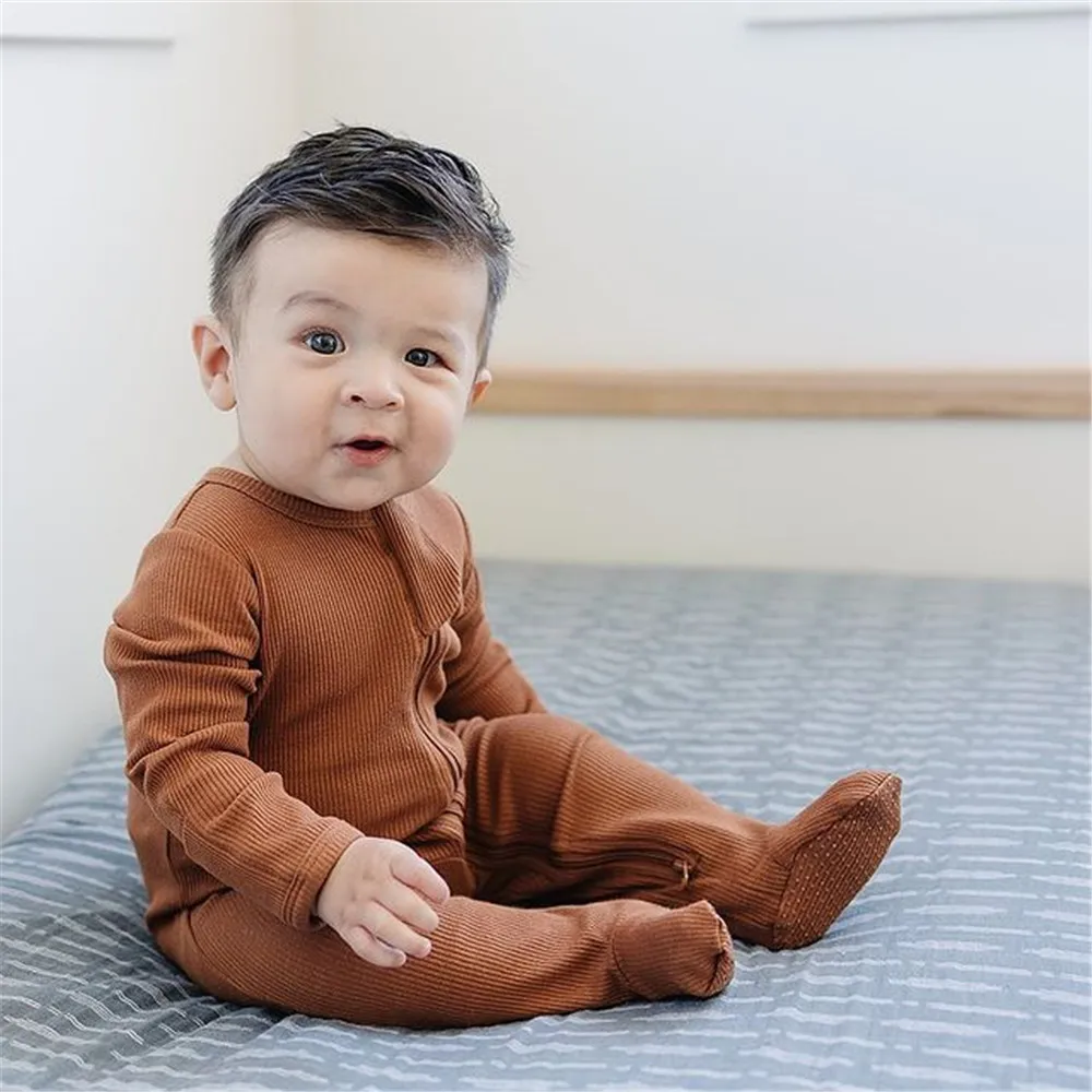 Однотонный теплый комбинезон для новорожденных на возраст 0-24 месяца |