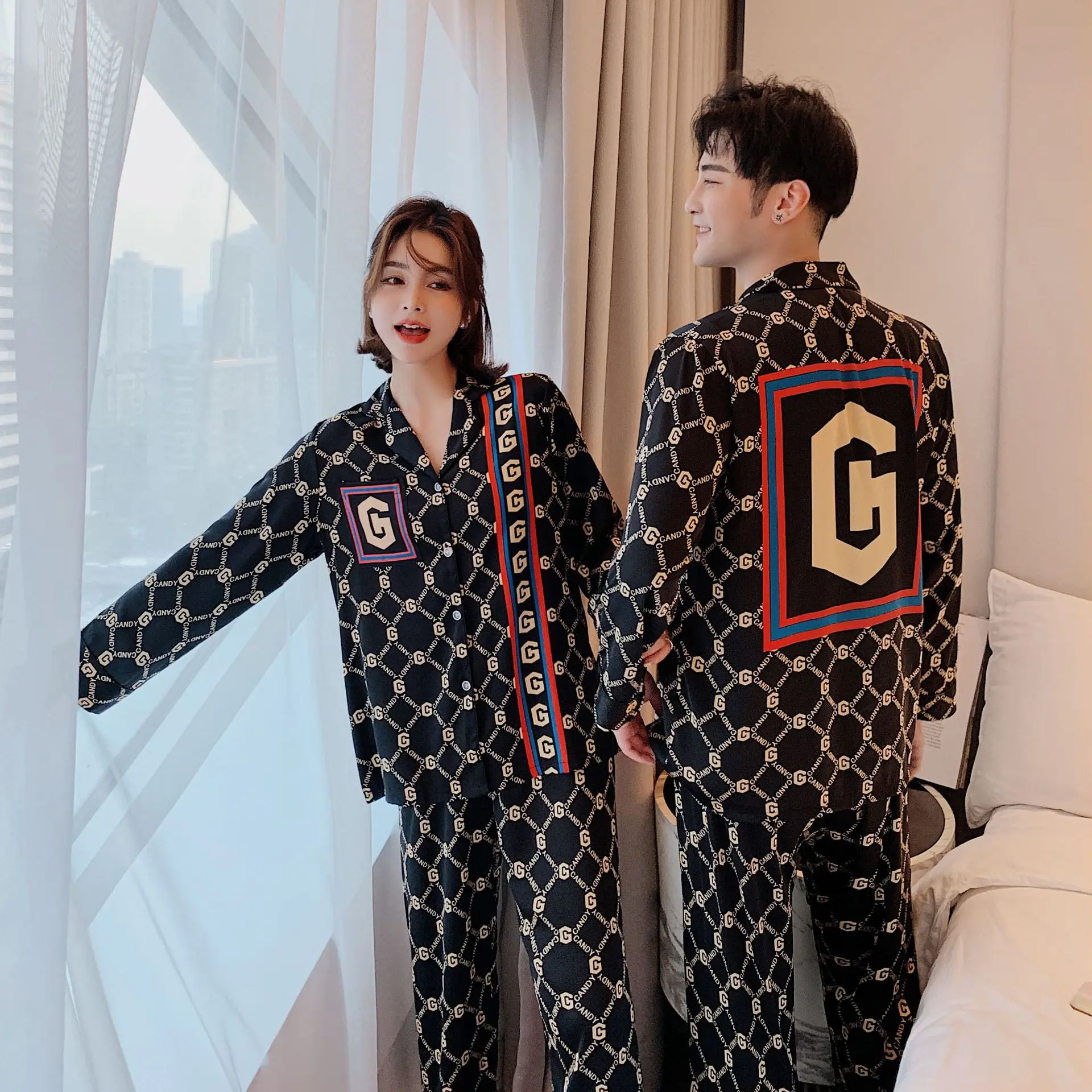 

Men Women Hot Style Couple Pajamas Men Long-sleeved Ice Silk Suit Casual Home Service Spring Autumn Two-piece cardigan Pajamas