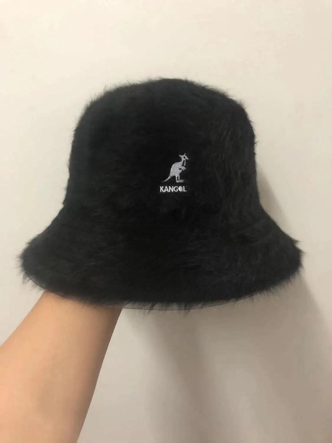 

Street Fahsion Hot Quality Men Women Kangools Bucket Hat Angola Pure Rabbit Fur Dome Flat Embroidery Fashion Casual Top Cap Hat