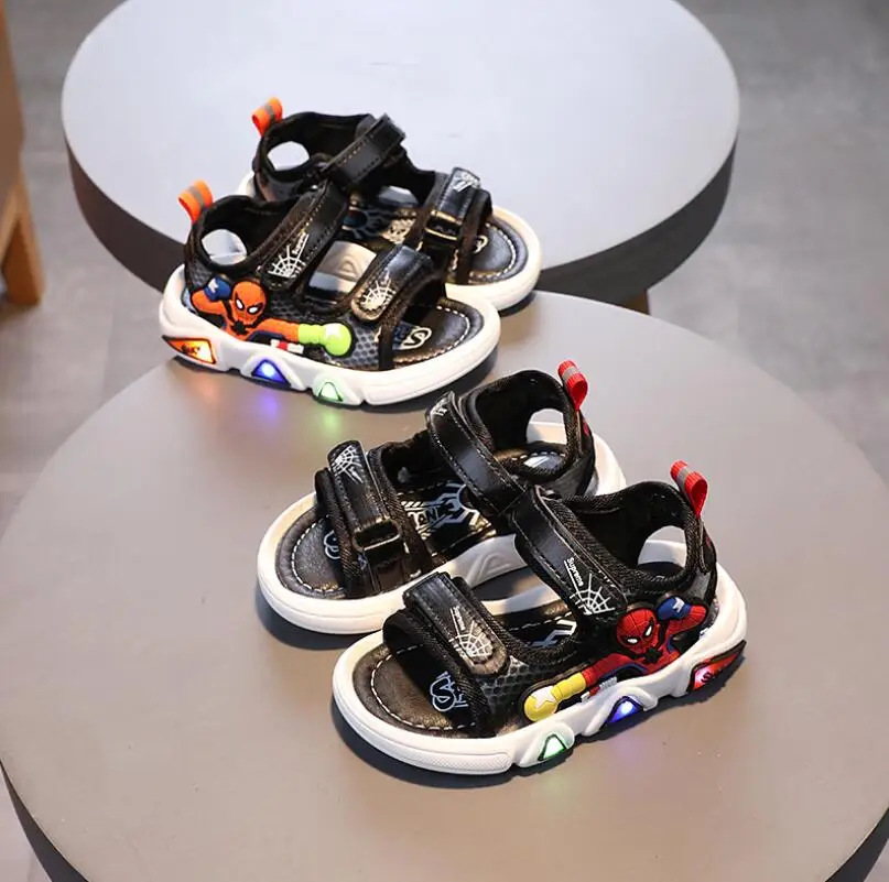 Сандалии Детские с мультяшным принтом Человек паук повседневные Нескользящие