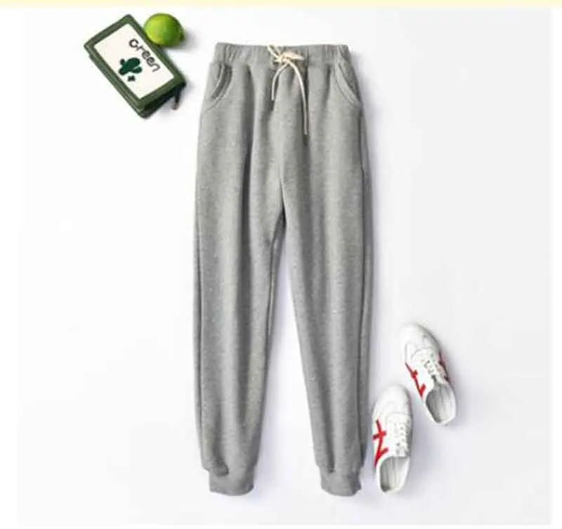 Женские зимние хлопковые утепленные бархатные теплые тренировочные брюки