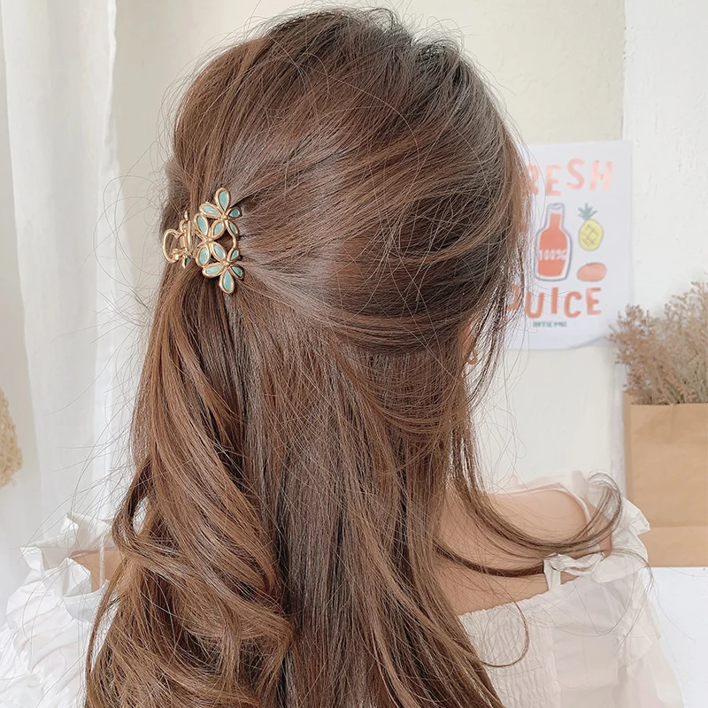 

Women Flower Hair Claw Gorgeous Small Hair Clips Metal Hairpins Hair Accessories For Girl Headdress Ornament Styling Tools