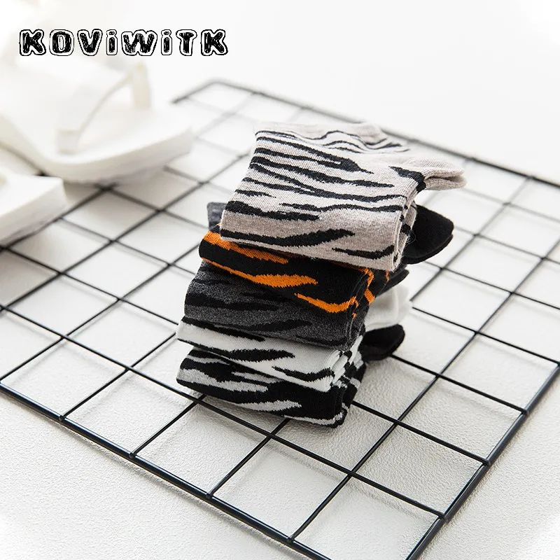 Женские короткие носки с принтом зебры черные леопардовым в стиле Харадзюку