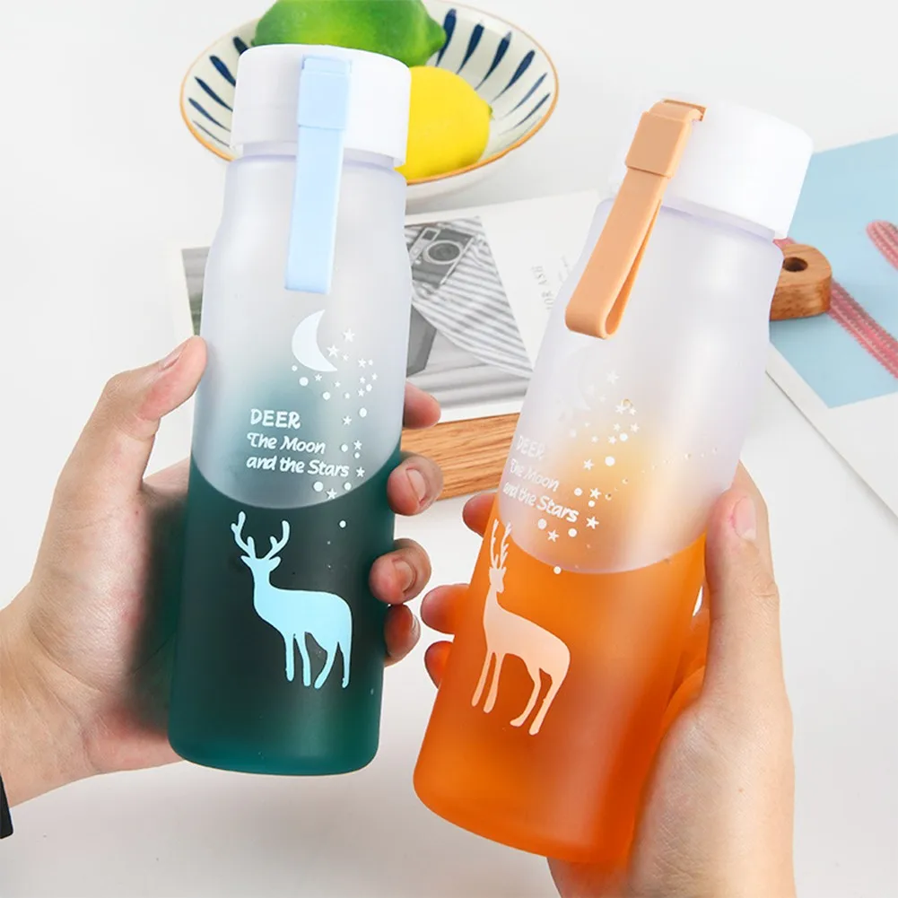 

600ML Simple Fashion Water Bottle Elk Plastic Cup With Lanyard Leak-proof Outdoor Sports Cup Cartoon Cute Waterbottle For Kids