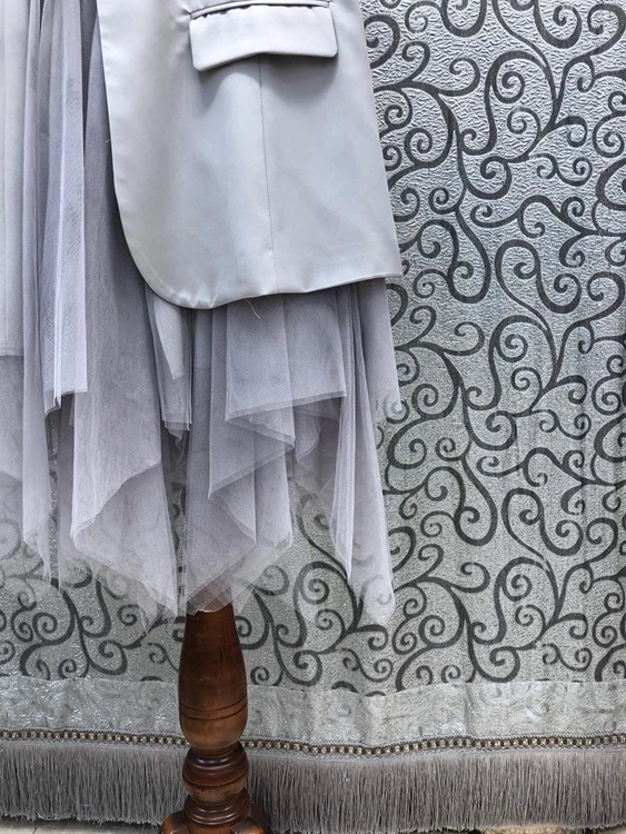 

2021 Summer Fashion Long Blazer Dress High Quality Women Notched Collar Sexy Tulle Mesh Patchwork Sexy Asymmetrical Dress Grey