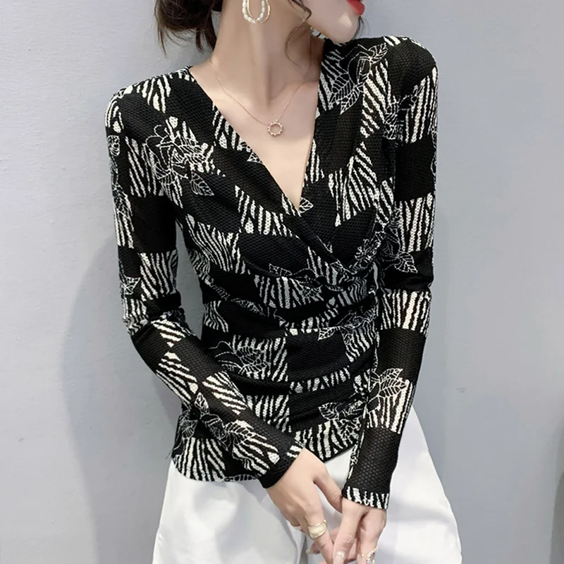 

#8934 Spring Autumn Black Printed Mesh T Shirt Women V Neck Wrap T Shirt Femme Vintage Skinny Top Casual Tshirt Korean Fashion