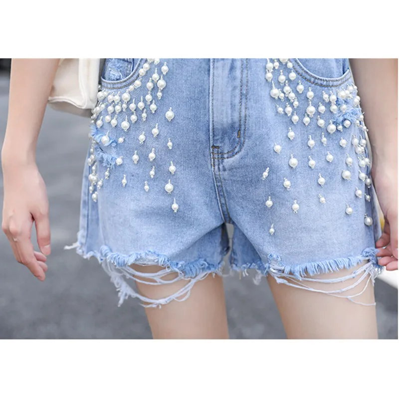 

2021 Fashion Women's Summer Slim Broad Leg Freyed Edge Rivet Beads Washed Hole Lady Girls Denim Hot Jeans Shorts Female T136
