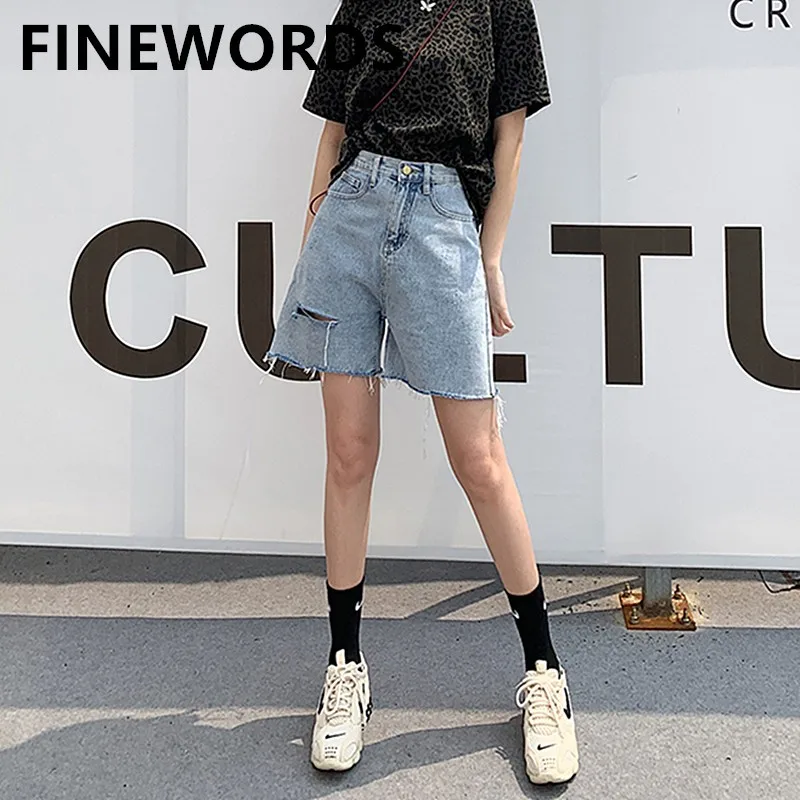 

Женские джинсовые шорты FINEWORDS, голубые Широкие рваные шорты с высокой талией, летние уличные свободные шорты, размера плюс