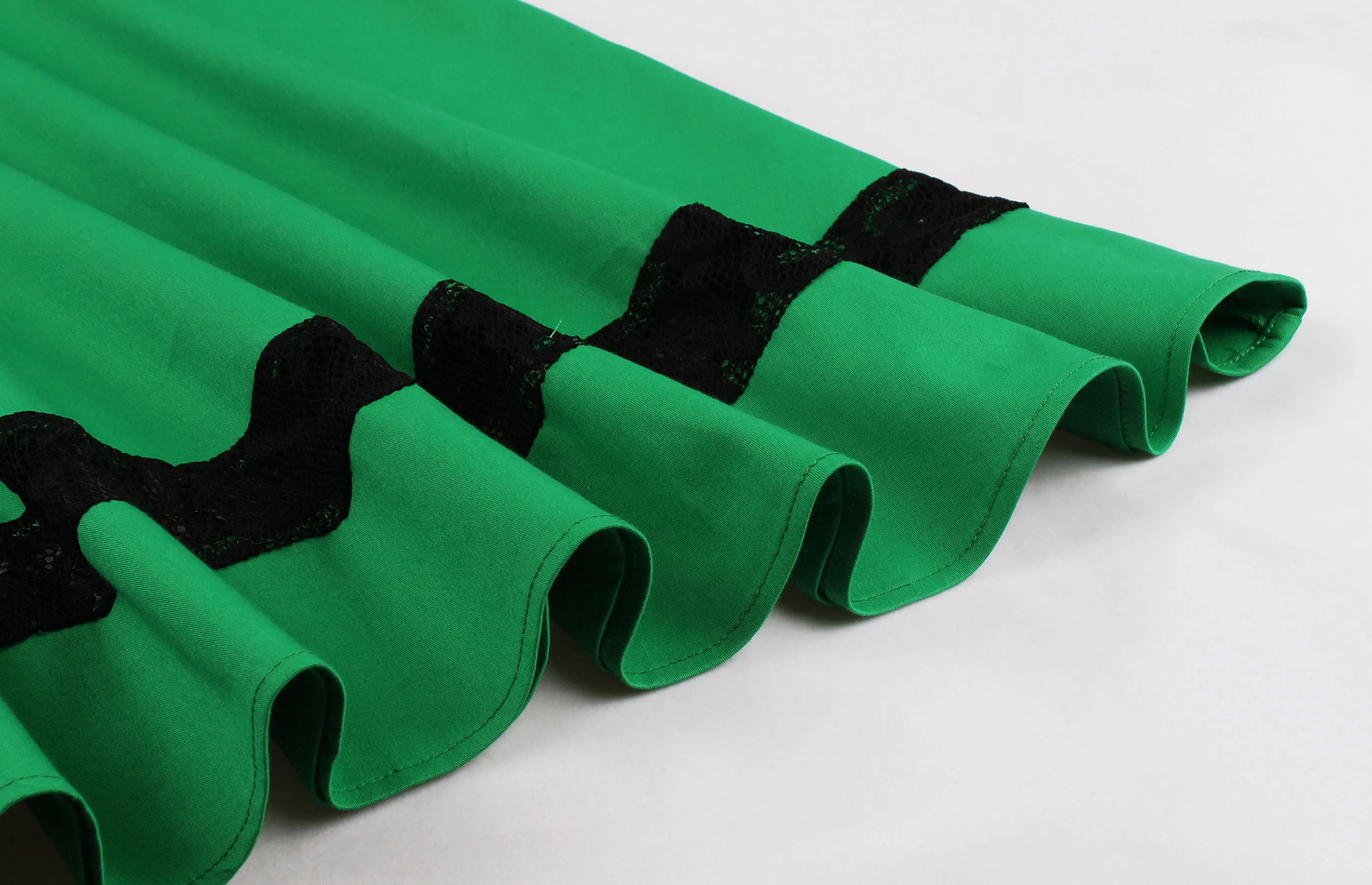 

Sleeveless Lace Decoration Women Summer Dress 2021 VD1433 Sexy Vintage Swing A Line Black Green Dress