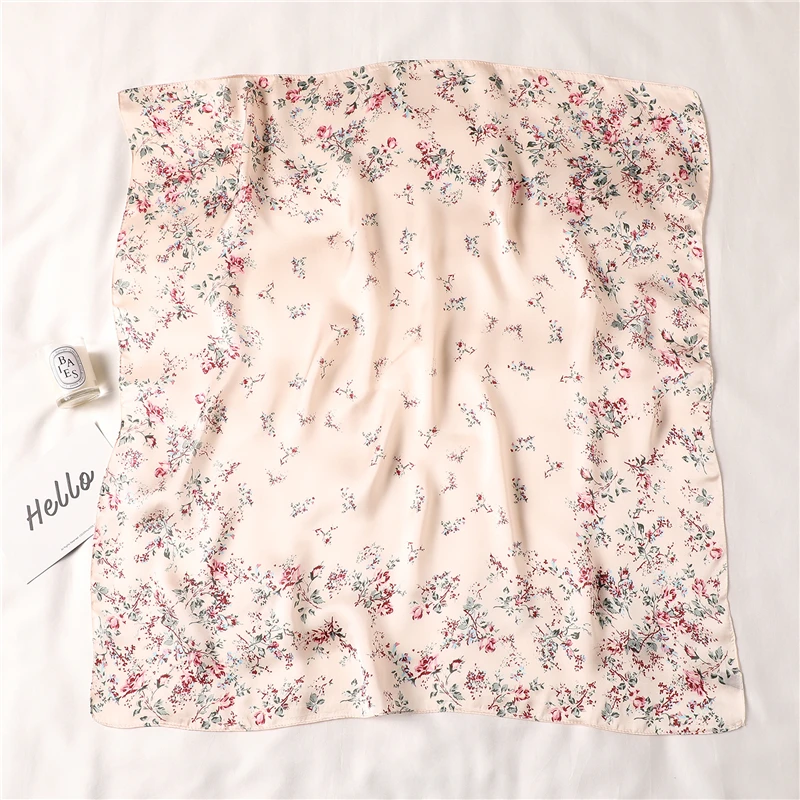 Гладким шелковым материалом шарф для Для женщин 2020 Цветочный принт волос на шее