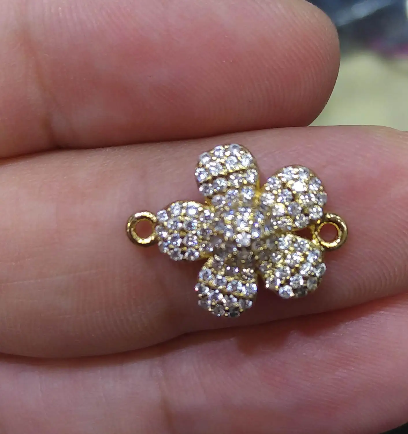 Очаровательная Цветочная крышка 25 мм с микро закрепкой из кубического циркония