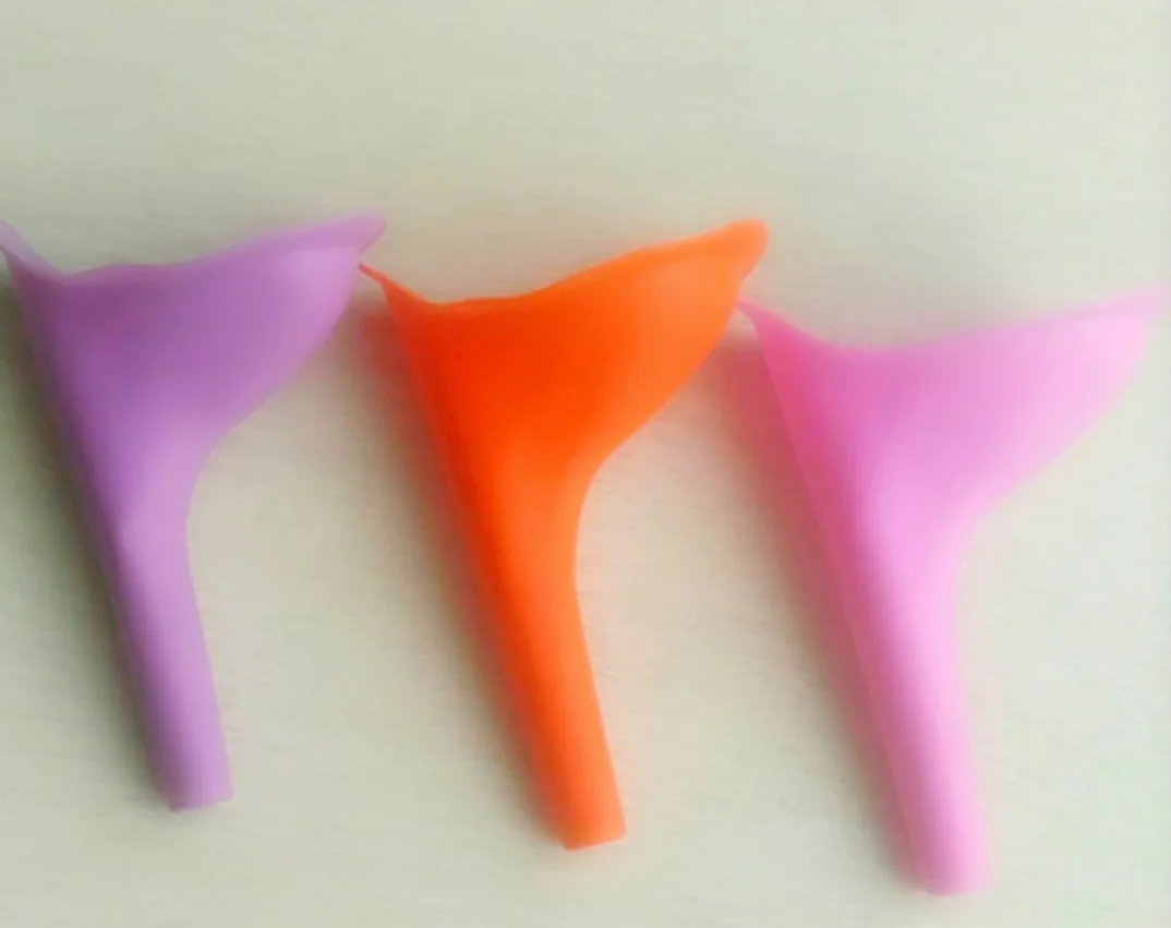 1pcs New Design Women Urinal Soft Silicone Urination Device Travel Outdoor Camping Stand Up Pee Female Urine Toilet | Спорт и