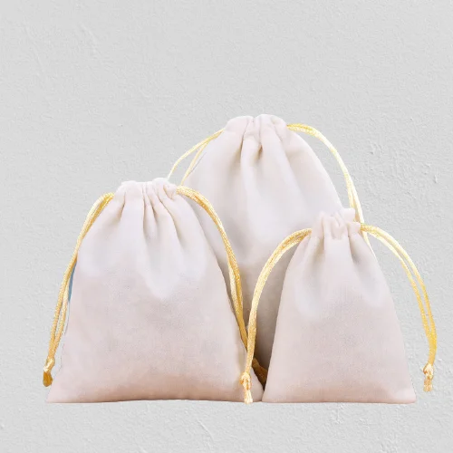 

Бархатные подарочные пакеты 50 шт