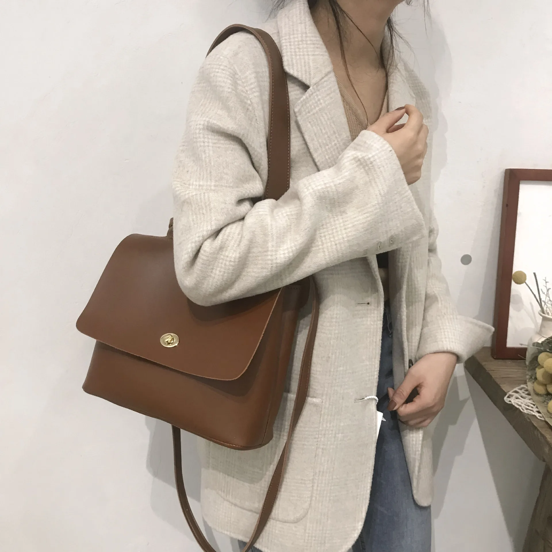 2020 новая женская сумка через плечо тренд модный портфель повседневный Дикий