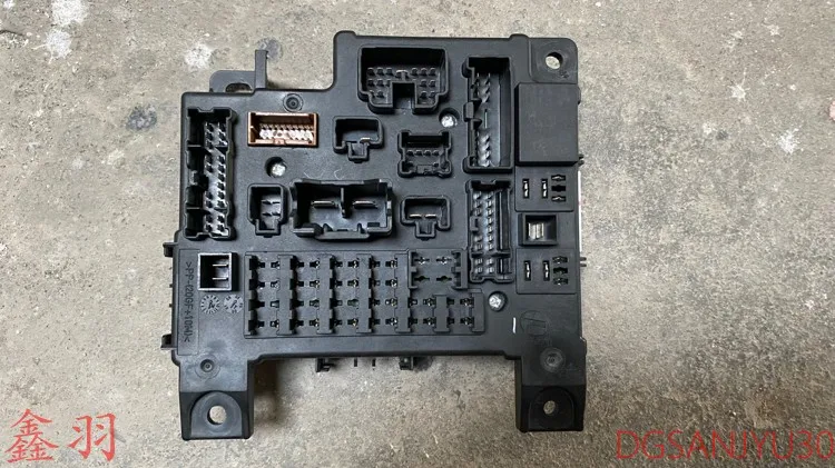 

Контроллер задержки компьютера Outlander2 CW0W ETACS BCM 8637A322, б/у