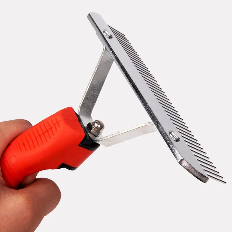 

Hair Removal Comb Non-slip Handle for Dogs Cat Detangler Fur Trimming Dematting Deshedding Brush Grooming Tool Pet Combs