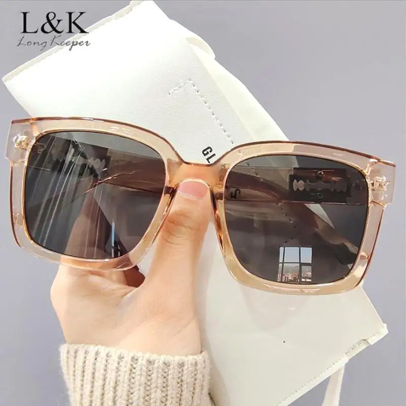 

Солнцезащитные очки «кошачий глаз» для мужчин и женщин, модные дизайнерские темные очки в форме дужек лезвия, с розовыми декоративными линз...