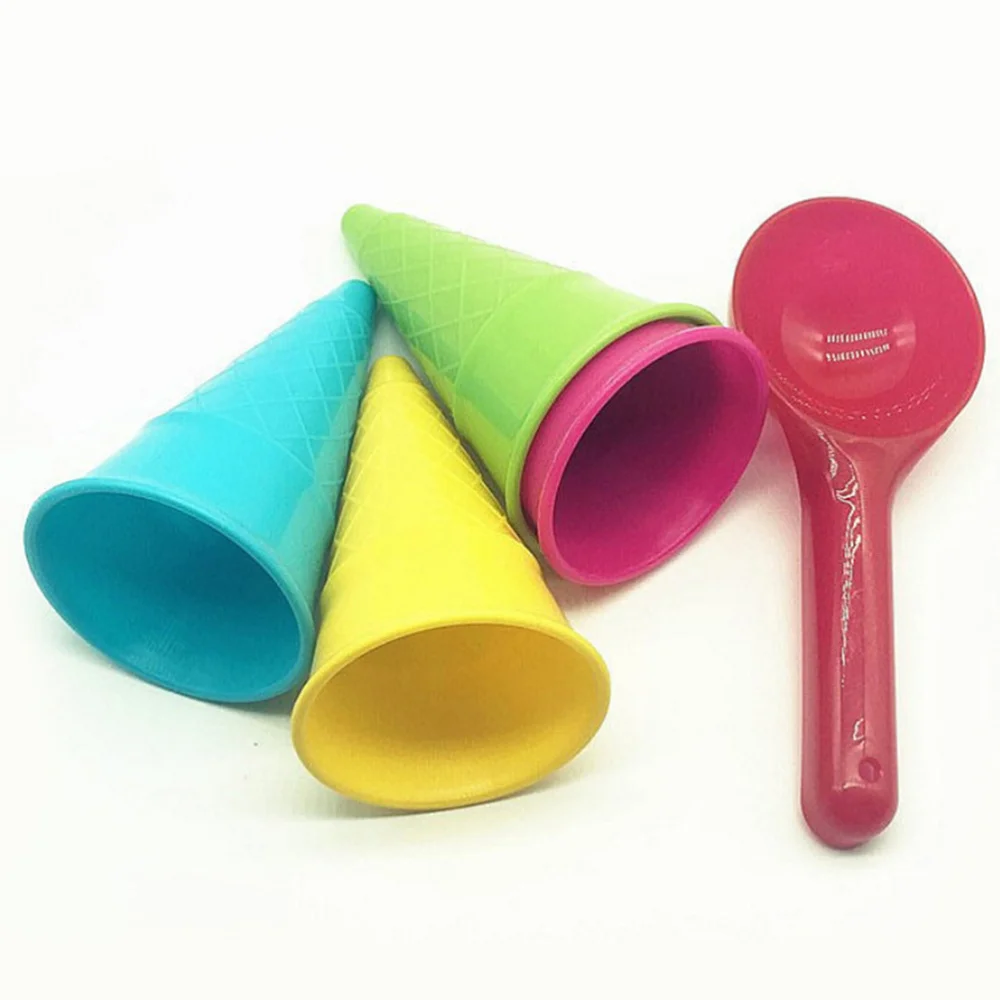 

1 Set of 6pcs Seaside Beach Toys Sand Ice Cream Cones and Scoop Outdoor Toys for Kids Children (5pcs Cream Cones and 1pc Scoop