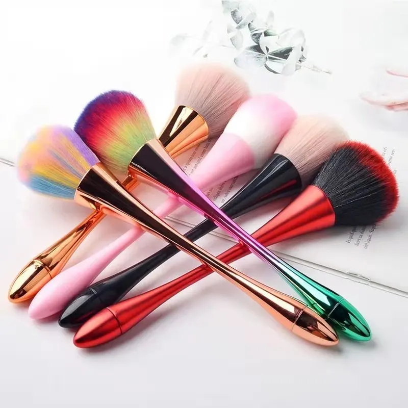 

1Pcs Champagne Fluffy Makeup Brush Large Powder Foundation Blush Contour Compensate Professional Face Cosmetic Beauty Tool