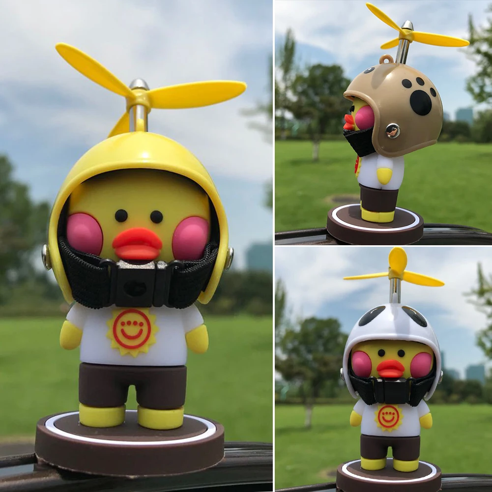

Car Ornament Cute Yellow Duck with Propeller Helmet Car Decoration Dashboard Ornaments Wind-breaking Car Interior Accessories