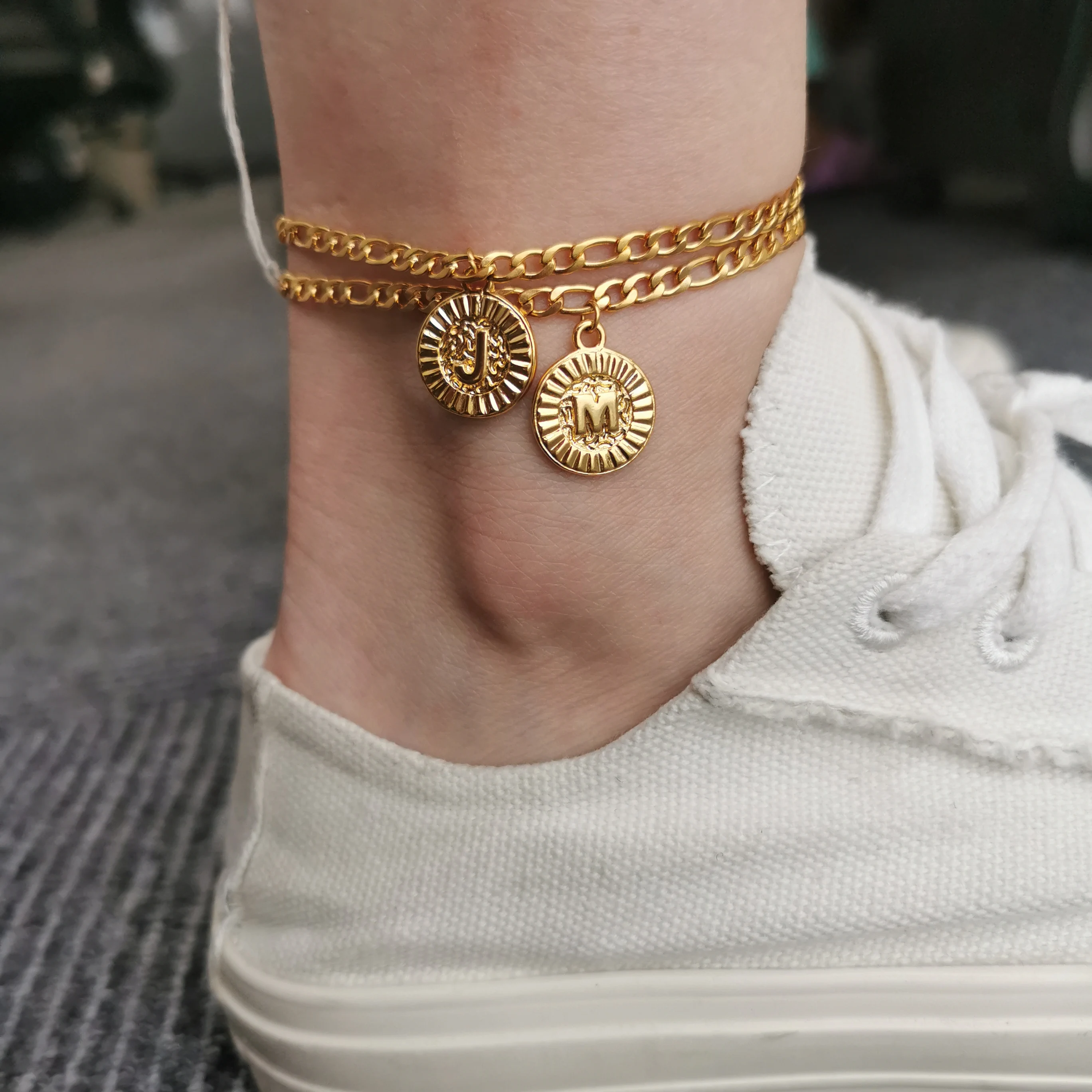 

Alphabet Initial Letter Anklet Gold Round Charm Stainless Steel Link Chain Anklets For Women Men Charm Leg Bracelet Jewelry Gift