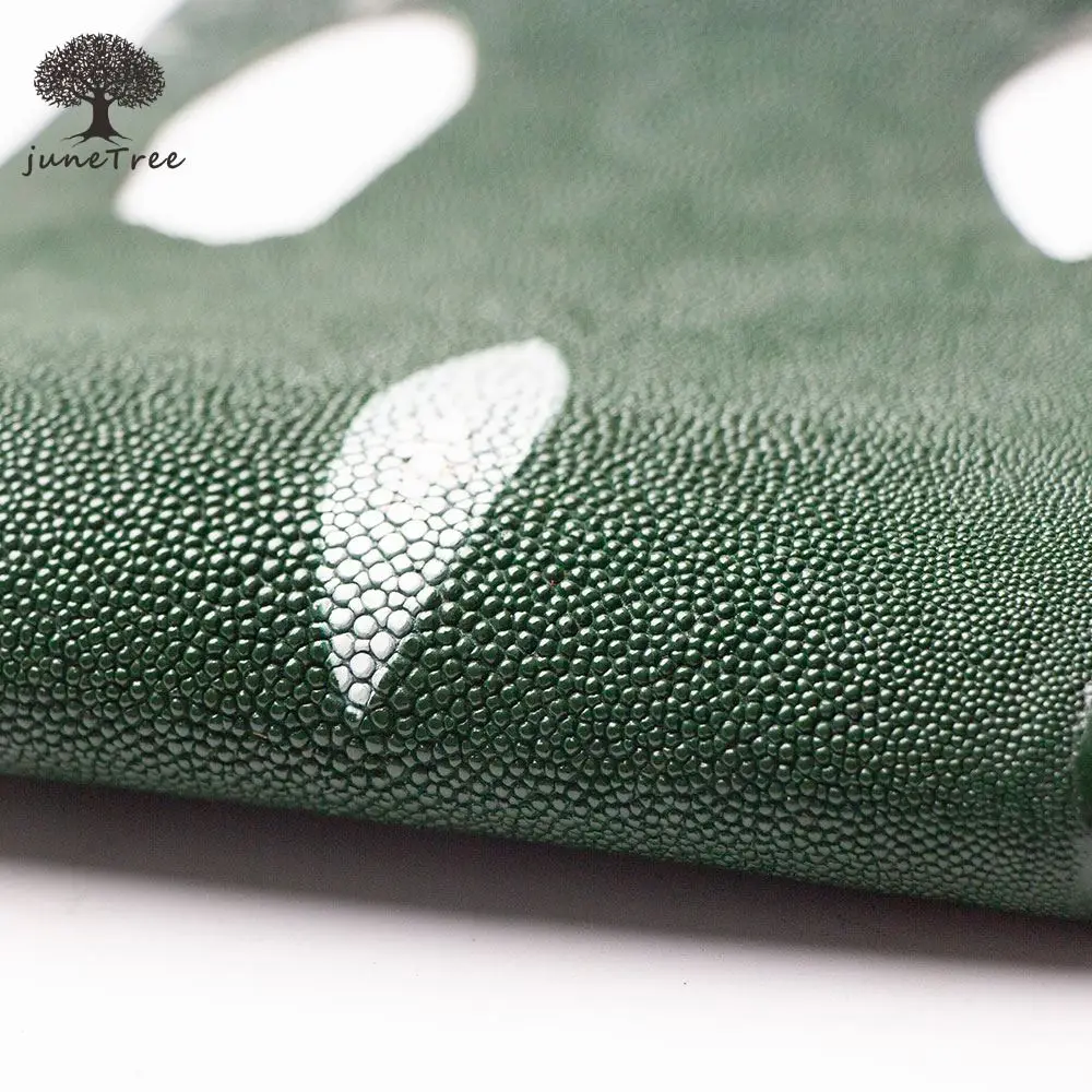 Натуральная кожа ската Junetree Большая зеленая рыбья кожа|Натуральная кожа| |