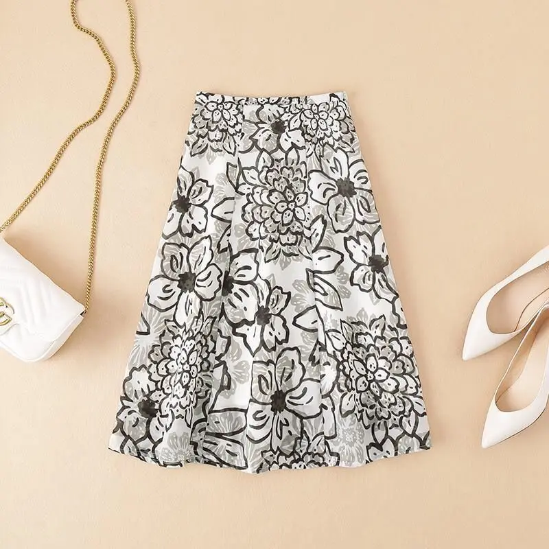 

Summer New Retro Print Temperament A-line Skirt Women's Slim And Versatile Umbrella Skirt Large Women's Large Size Skirt