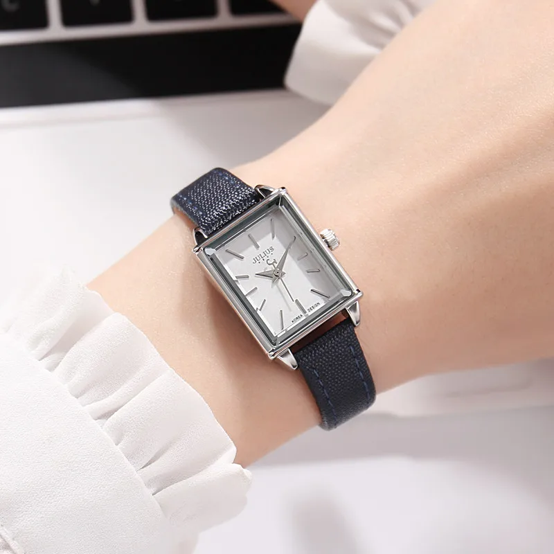 

Women Leather Wristwatch Female Fashion Casual Quartz Watch Girls Antique Simple Hour Lady Luxury Clock Bracelet Waches Relogios