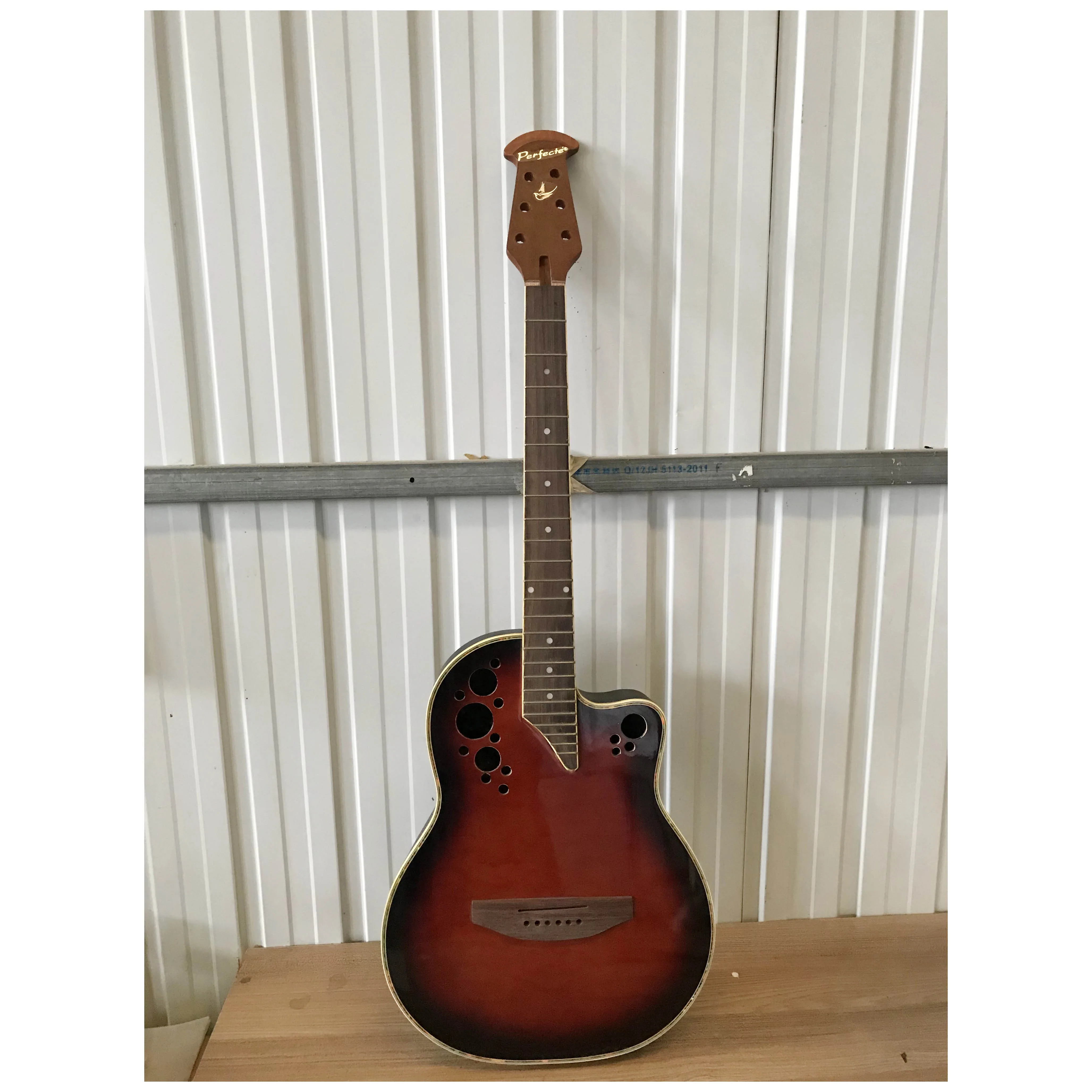 

Звуковая Глянцевая Красивая тонкая 40-дюймовая народная гитара с 24 ладами, необработанная оранжевая закатная Акустическая гитара, 6 струн