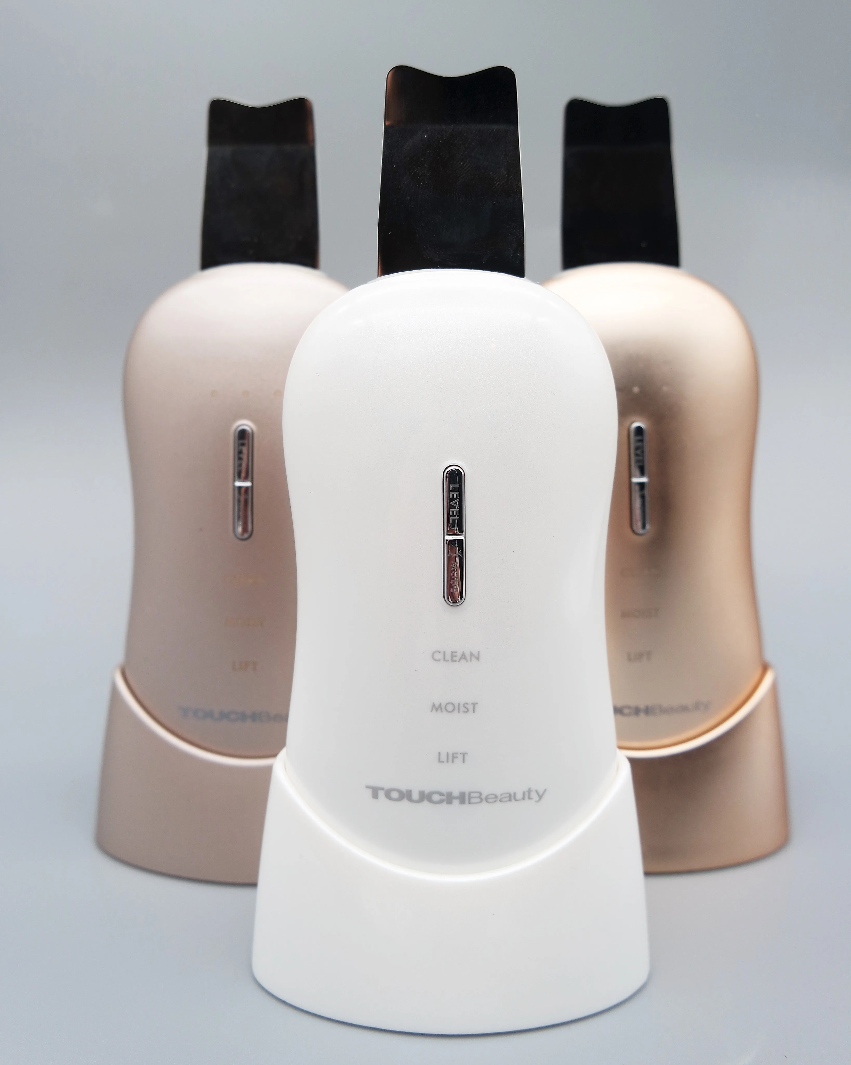 

2021 hot TOUCHBeauty TB1887 High Frequency Ion Electric face facial Ultrasonic Skin Scrubber