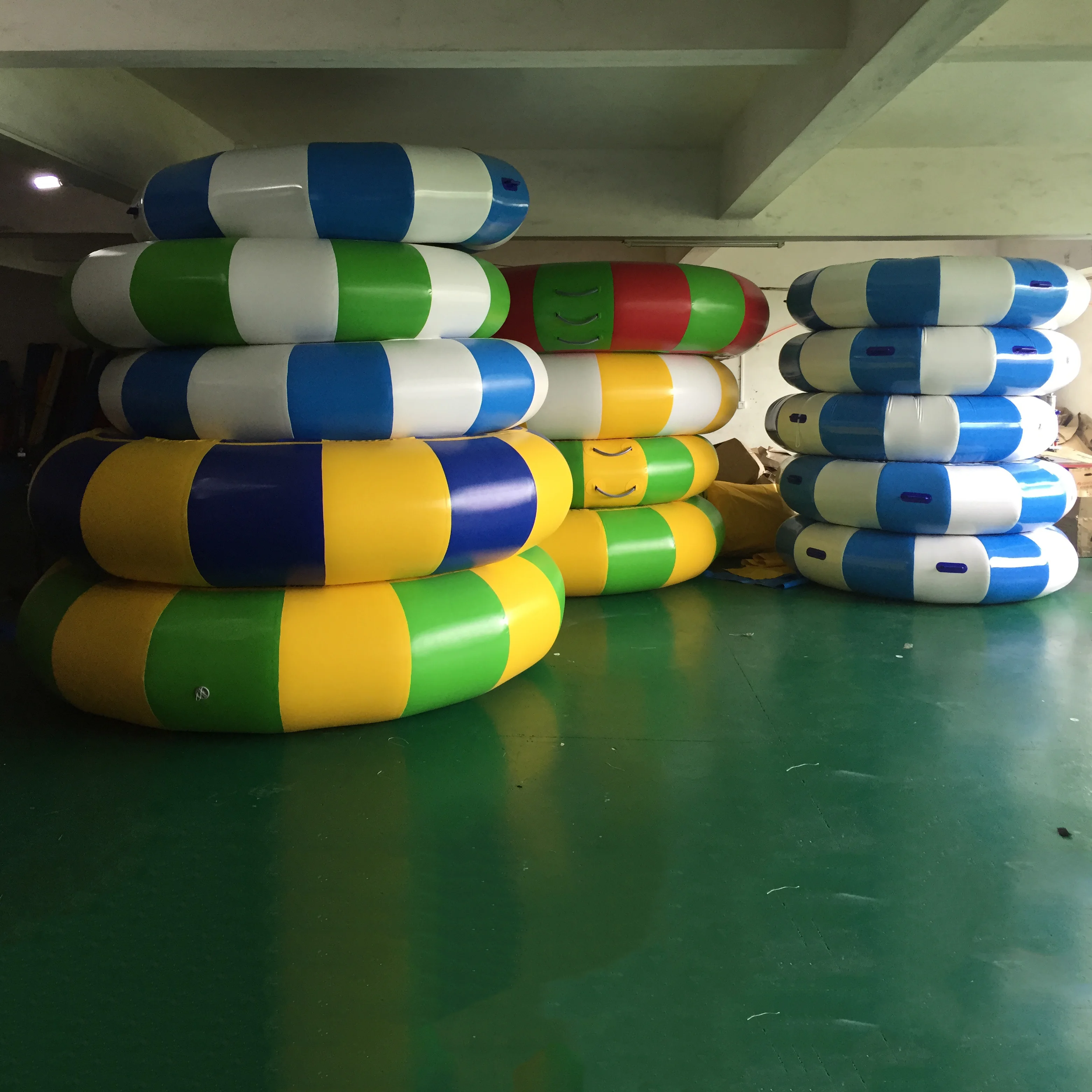 Дешевый водный батут надувной гимнастический для продажи морская кровать