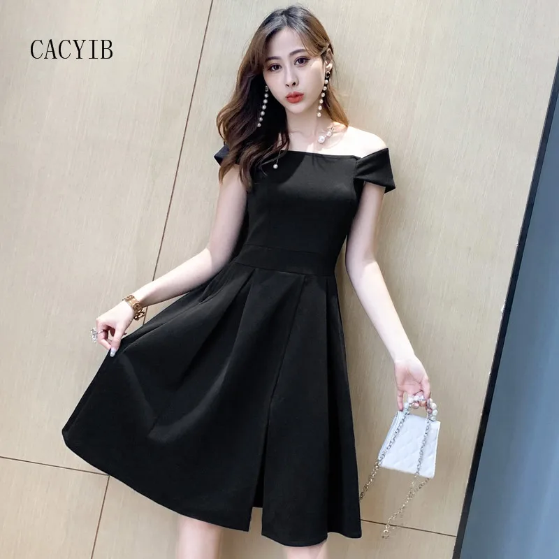 

2021 Summer new one-line collar waist show by women's dress little black dress