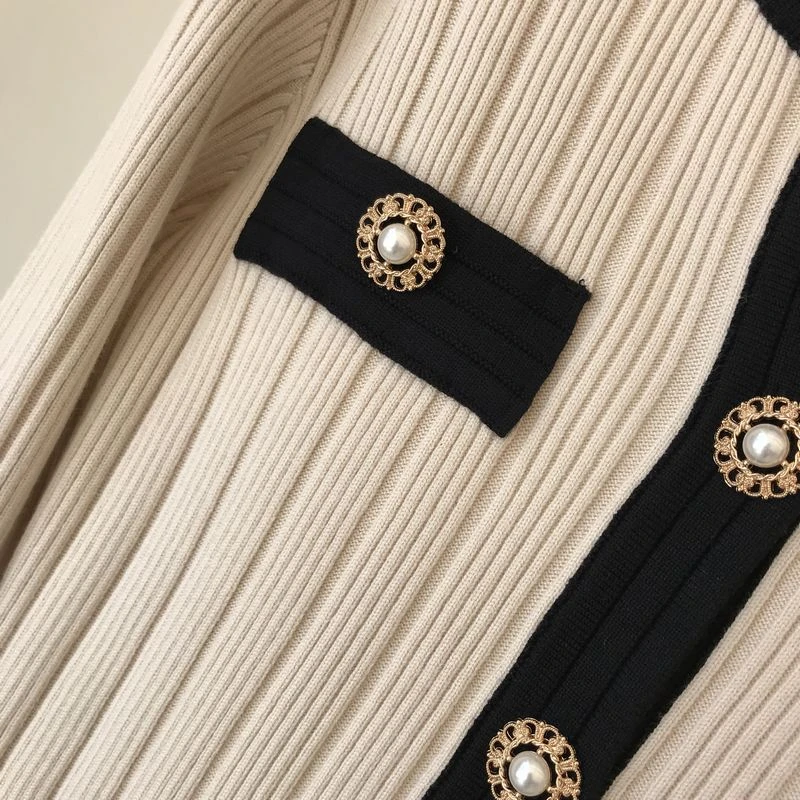 Женский трикотажный офисный кардиган однобортный и юбка в складку весна-осень 2021