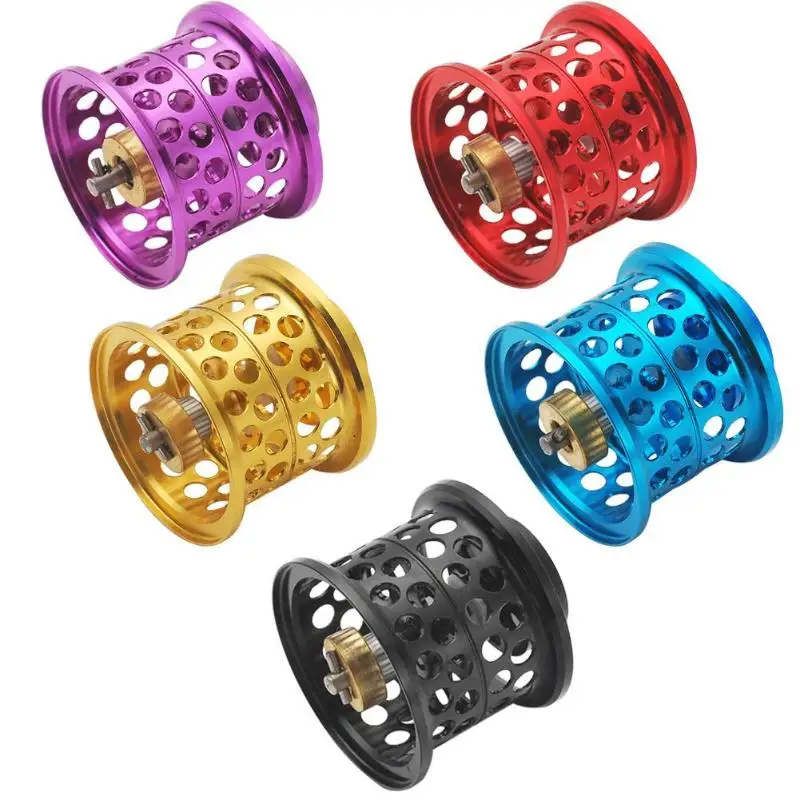 Низкопрофильная катушка для заброса приманки из алюминиевого сплава