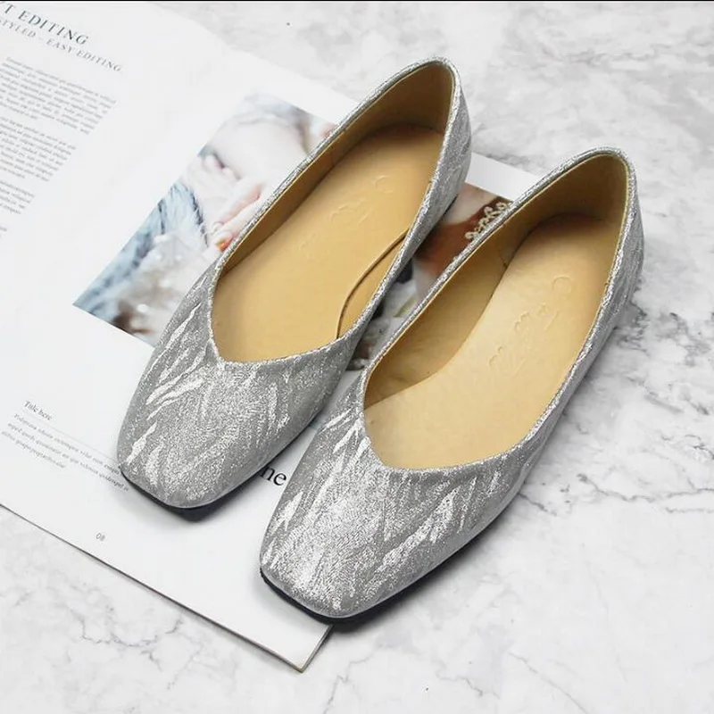 Женские босоножки на низком каблуке Нескользящие сандалии в Корейском стиле с