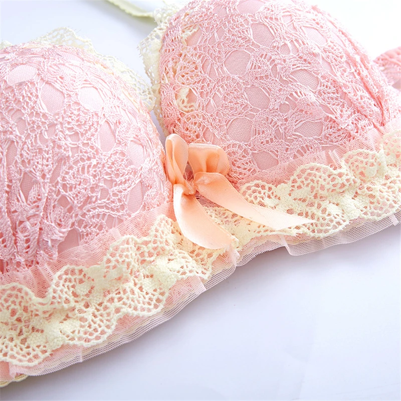 

CHRLEISURE New Lace Sexy Push Up Bra Set Deep V-neck Bra Lace Lingerie Bralette Set Embroidery Women Underwear Panties