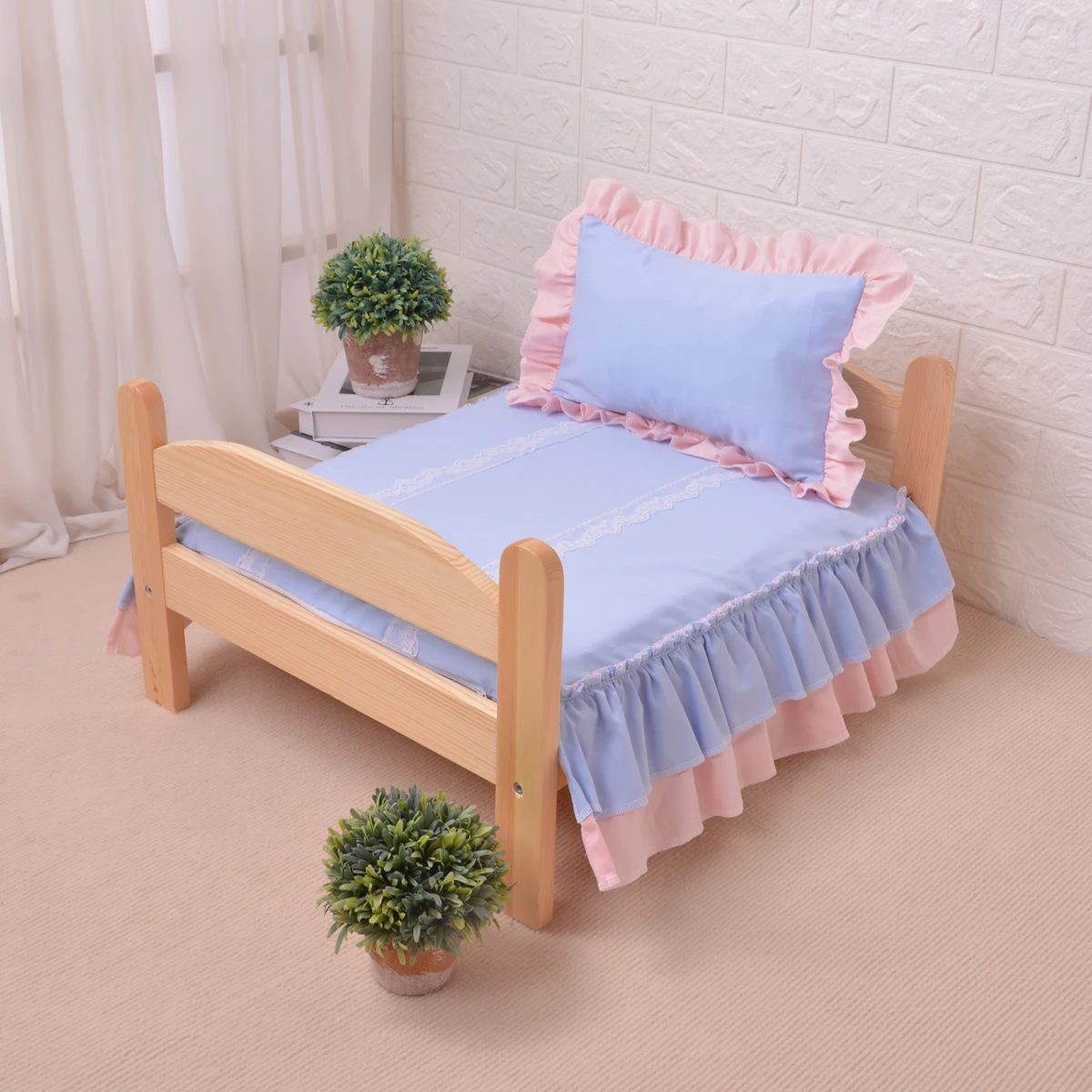 

High-End Dog Wooden Bed Includes Bedding, A Full Set Of Pet Bedroom Supplies