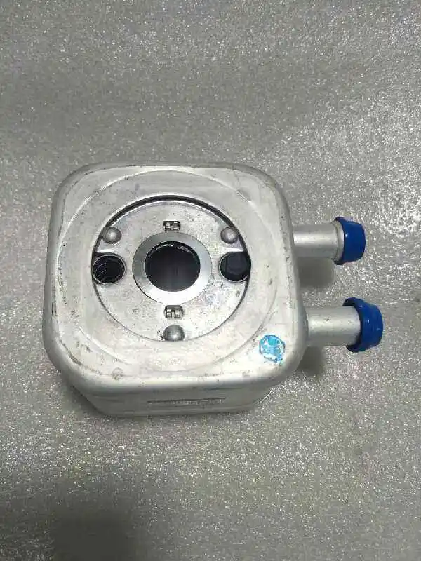 Масляный радиатор двигателя для AUDI V W skoda Seat LEON aluminum OEM: 028117021C