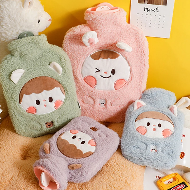 

500/1000/2000 мл бутылка для горячей воды мягкая для сохранения тепла зимняя портативная многоразовая защита плюшевое покрытие моющееся гермети...