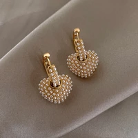 2021 popular celebrity style sweet pearl peach heart love dangling earrings ladies fashion luxury jewelry earrings